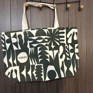 Vuori Green & Cream Abstract Canvas Tote